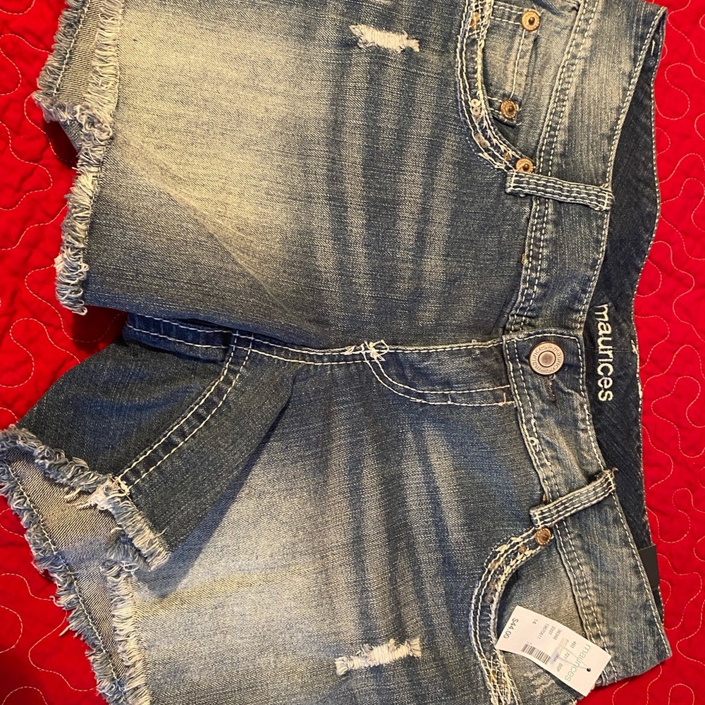 Maurices Shorts new size 14
